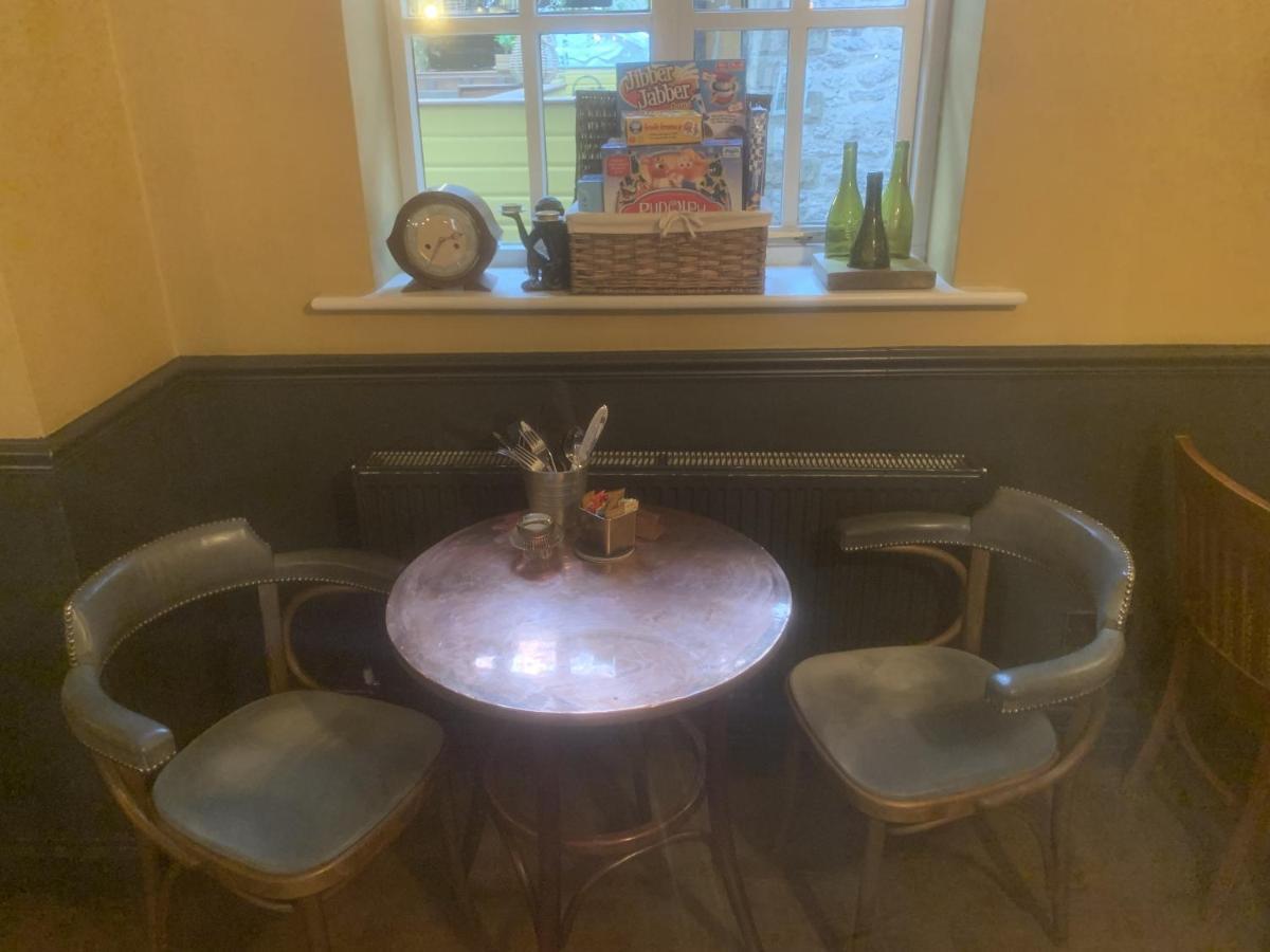 The Manners Pub With Rooms Бейквелл Екстер'єр фото
